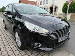 Schwarz Gebraucht 2016 Ford S-MAX S Van / Kleinbus | 12.990 € (Superpreis)
