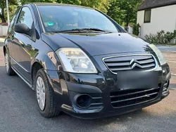 Schwarz Gebraucht 2010 Citroën C2 Kleinwagen | 450 €