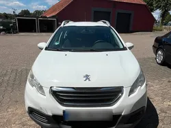 Weiß Gebraucht 2014 Peugeot 2008 SUV | 5.500 € (Etwas zu teuer)