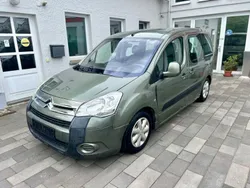 Grau Gebraucht 2009 Citroën Berlingo Van / Kleinbus | 1.989 € (Superpreis)