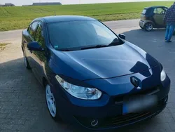 Blau Gebraucht 2012 Renault Fluence Limousine | 3.999 €
