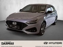 Silber Gebraucht 2024 Hyundai i30 Advantage Limousine | 19.990 € (Superpreis)