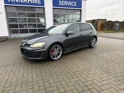 Grau Gebraucht 2015 VW Golf VII Sportline Limousine | 12.500 € (Guter Preis)