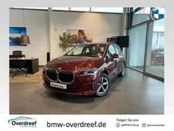 Rot Gebraucht 2024 BMW 218 Active Tourer Van / Kleinbus | 27.580 € (Superpreis)
