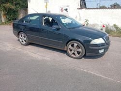 Schwarz Gebraucht 2005 Skoda Octavia Elegance Limousine | 1.150 € (Superpreis)