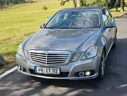 Silber Gebraucht 2011 Mercedes E220 Limousine | 9.000 € (Etwas zu teuer)