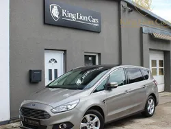 Silber Gebraucht 2017 Ford S-MAX Titanium Van / Kleinbus | 22.880 € (Teuer)
