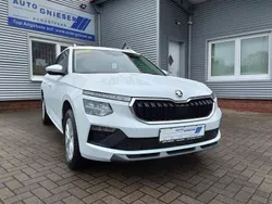 Moon weiß Neu 2024 Skoda Kamiq Selection SUV | 28.290 € (Guter Preis)