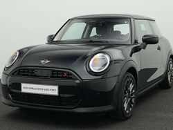 Schwarz Gebraucht 2024 Mini Cooper S Classic Kleinwagen | 25.898 € (Guter Preis)