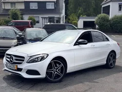 Weiß Gebraucht 2017 Mercedes C220 AMG line Limousine | 16.499 € (Fairer Preis)