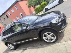 Schwarz Gebraucht 2016 VW Touareg Terrain Tech SUV | 25.200 € (Fairer Preis)