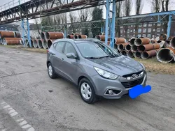 Grau Gebraucht 2011 Hyundai ix35 SUV | 7.999 € (Fairer Preis)
