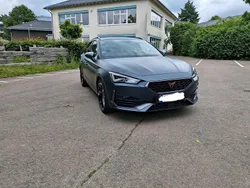 Grau Gebraucht 2023 Cupra Leon Kombi | 29.990 € (Fairer Preis)
