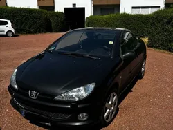 Schwarz Gebraucht 2004 Peugeot 206 CC Cabrio | 1.350 € (Guter Preis)