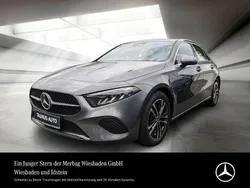 Mountain grau Gebraucht 2024 Mercedes A200 Advanced Limousine | 31.680 € (Etwas zu teuer)