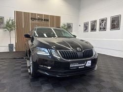 Schwarz Gebraucht 2018 Skoda Octavia Ambition Kombi | 19.950 € (Fairer Preis)