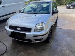 Silber Gebraucht 2004 Ford Fusion Kleinwagen | 700 € (Fairer Preis)