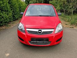 Rot Gebraucht 2009 Opel Zafira Van / Kleinbus | 1.850 € (Guter Preis)