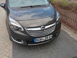 Braun Gebraucht 2016 Opel Meriva Innovation Van / Kleinbus | 10.900 € (Etwas zu teuer)