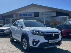 Weiß Neu 2025 Suzuki SX4 S-Cross Comfort+ SUV | 33.790 €