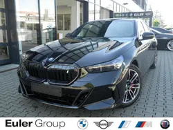 Saphirschwarz metallic Gebraucht 2025 BMW i5 Performance Limousine | 79.799 €