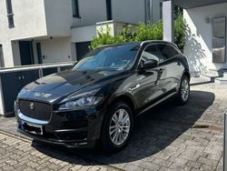 Schwarz Gebraucht 2017 Jaguar F-Pace Prestige SUV | 18.290 € (Etwas zu teuer)