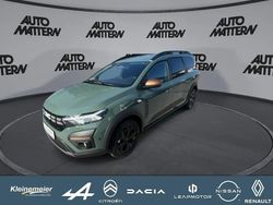 Grün Neu 2025 Dacia Jogger Extreme Van / Kleinbus | 27.949 € (Etwas zu teuer)