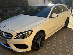 Weiß Gebraucht 2018 Mercedes C220 AMG Kombi | 18.590 € (Fairer Preis)