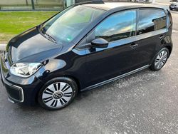 Schwarz Gebraucht 2021 VW e-up! United Kleinwagen | 12.499 € (Fairer Preis)