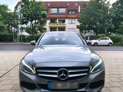 Grau Gebraucht 2015 Mercedes C180 Limousine | 12.200 € (Fairer Preis)