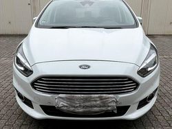 Weiß Gebraucht 2017 Ford S-MAX Business Edition Van / Kleinbus | 11.850 € (Fairer Preis)