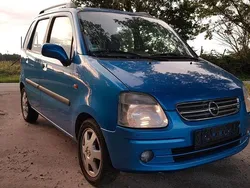Blau Gebraucht 2002 Opel Agila Limousine | 1.990 € (Etwas zu teuer)