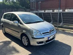 Silber Gebraucht 2006 Toyota Corolla Verso Executive Van / Kleinbus | 2.999 € (Superpreis)