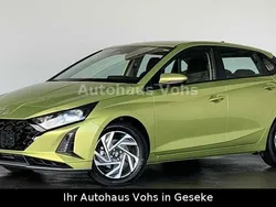 Grün Neu 2024 Hyundai i20 Comfort Limousine | 19.970 € (Superpreis)