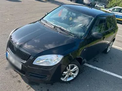 Schwarz Gebraucht 2009 Skoda Fabia Kleinwagen | 1.450 € (Guter Preis)