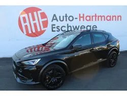 Mitternachtsschwarz (metallic) Gebraucht 2023 Cupra Formentor SUV | 35.939 € (Etwas zu teuer)