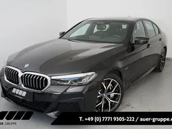 Schwarz Gebraucht 2022 BMW 545e M Sport Limousine | 43.900 € (Guter Preis)