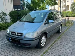 Silber Gebraucht 2004 Opel Zafira Van / Kleinbus | 3.250 € (Teuer)