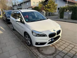 Weiß Gebraucht 2017 BMW 218 Gran Tourer Advantage Van / Kleinbus | 14.000 € (Fairer Preis)
