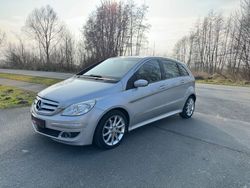 Silber Gebraucht 2006 Mercedes B150 Van / Kleinbus | 6.500 € (Teuer)