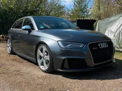 Grau Gebraucht 2015 Audi RS3 Kleinwagen | 31.500 €