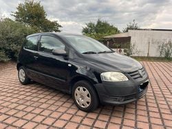Schwarz Gebraucht 2008 VW Fox Kleinwagen | 1.180 € (Fairer Preis)