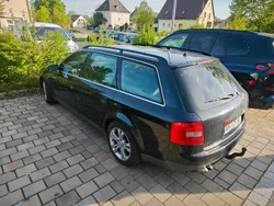 Schwarz Gebraucht 2002 Audi A6 Kombi | 2.900 €