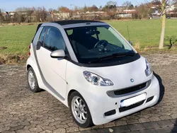 Weiß Gebraucht 2010 Smart ForTwo Cabrio Passion Cabrio | 6.450 € (Etwas zu teuer)