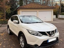 Weiß Gebraucht 2017 Nissan Qashqai SUV | 11.500 €