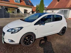 Weiß Gebraucht 2018 Opel Corsa Color Edition Limousine | 7.900 € (Guter Preis)