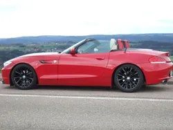 Rot Gebraucht 2009 BMW Z4 Performance Cabrio | 19.250 € (Fairer Preis)