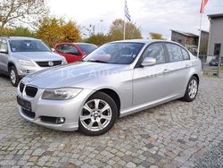 Silber Gebraucht 2010 BMW 320 Limousine | 8.980 € (Etwas zu teuer)