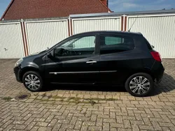 Schwarz Gebraucht 2008 Renault Clio II Exception Kleinwagen | 2.100 €
