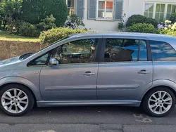 Silber Gebraucht 2008 Opel Zafira Van / Kleinbus | 2.300 € (Guter Preis)